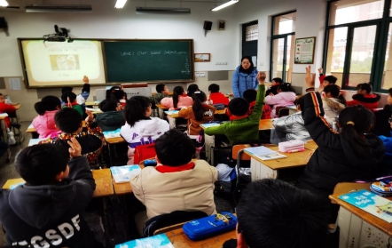 C:\Users\Administrator\Desktop\2020-2021四英备课组\四下组内 2.25\微信图片_202103021354182.jpg微信图片_202103021354182